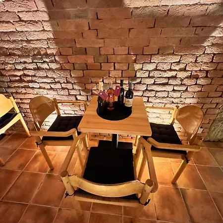 Prostě Sklípek Jaroslavice (Znojmo)